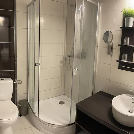 לינה וארוחת בוקר Spirit House